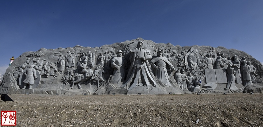 走进世界最大的固始汗主题雕塑
